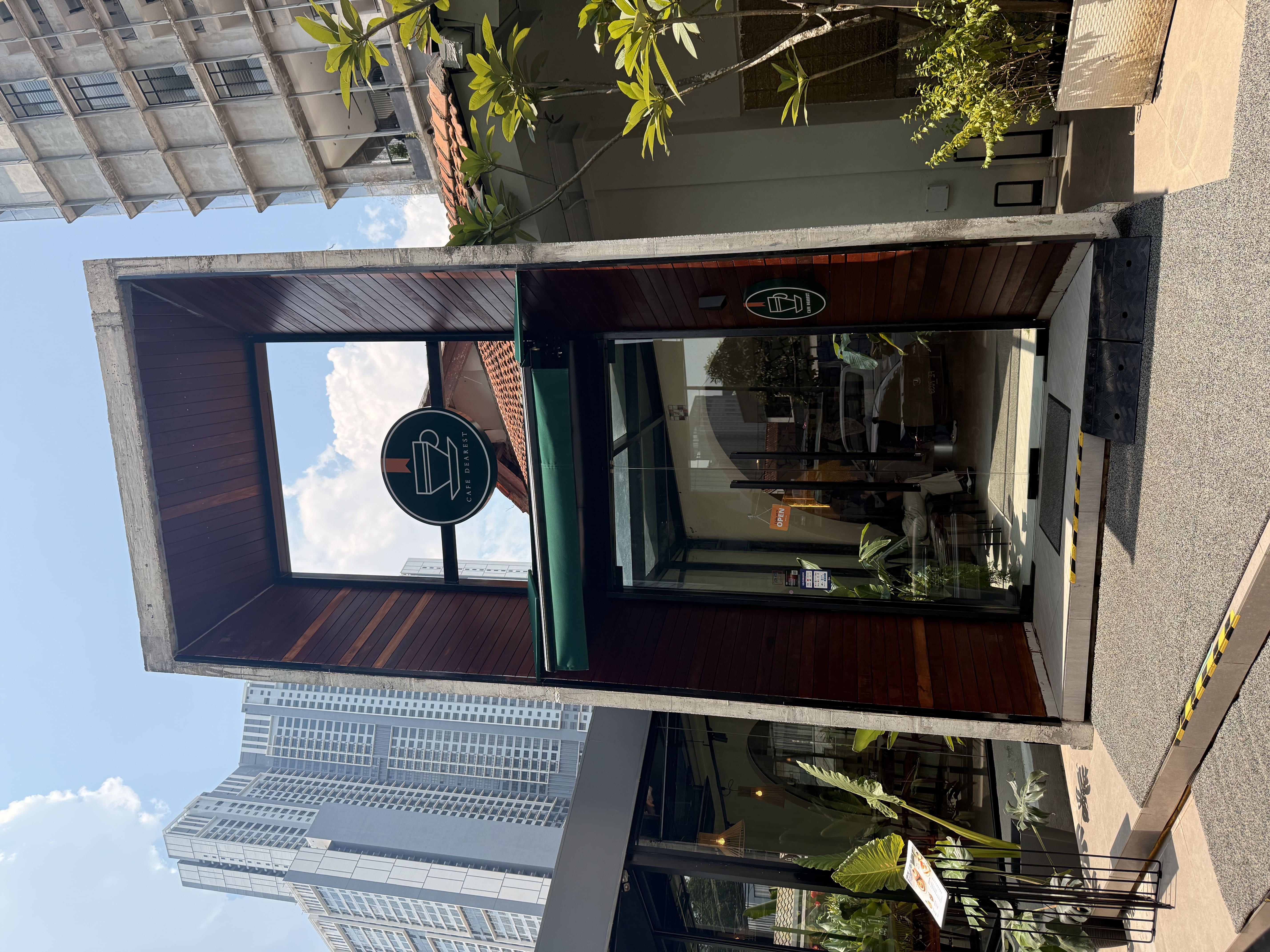 Dearest Cafe restaurant